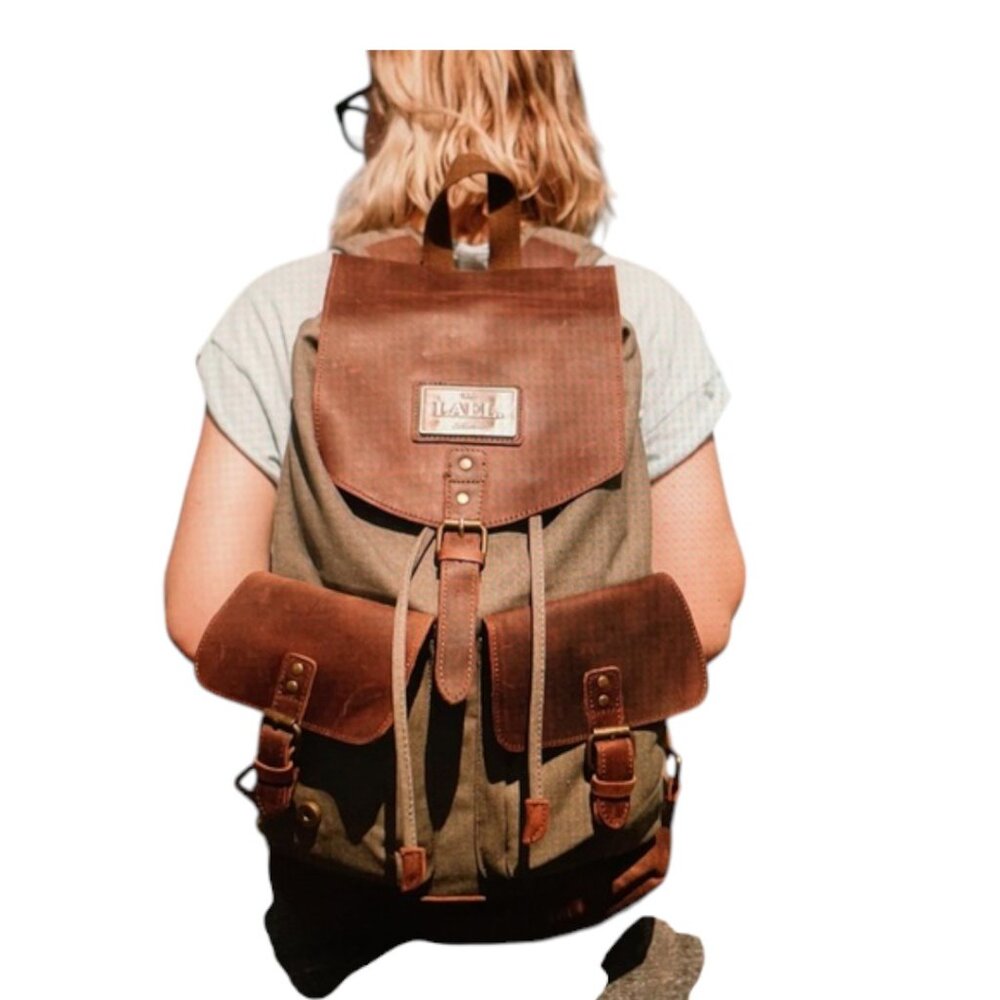 LAEL‎ Collective Women's Large Brown Leather Canvas Pioneer Rucksack Backpack